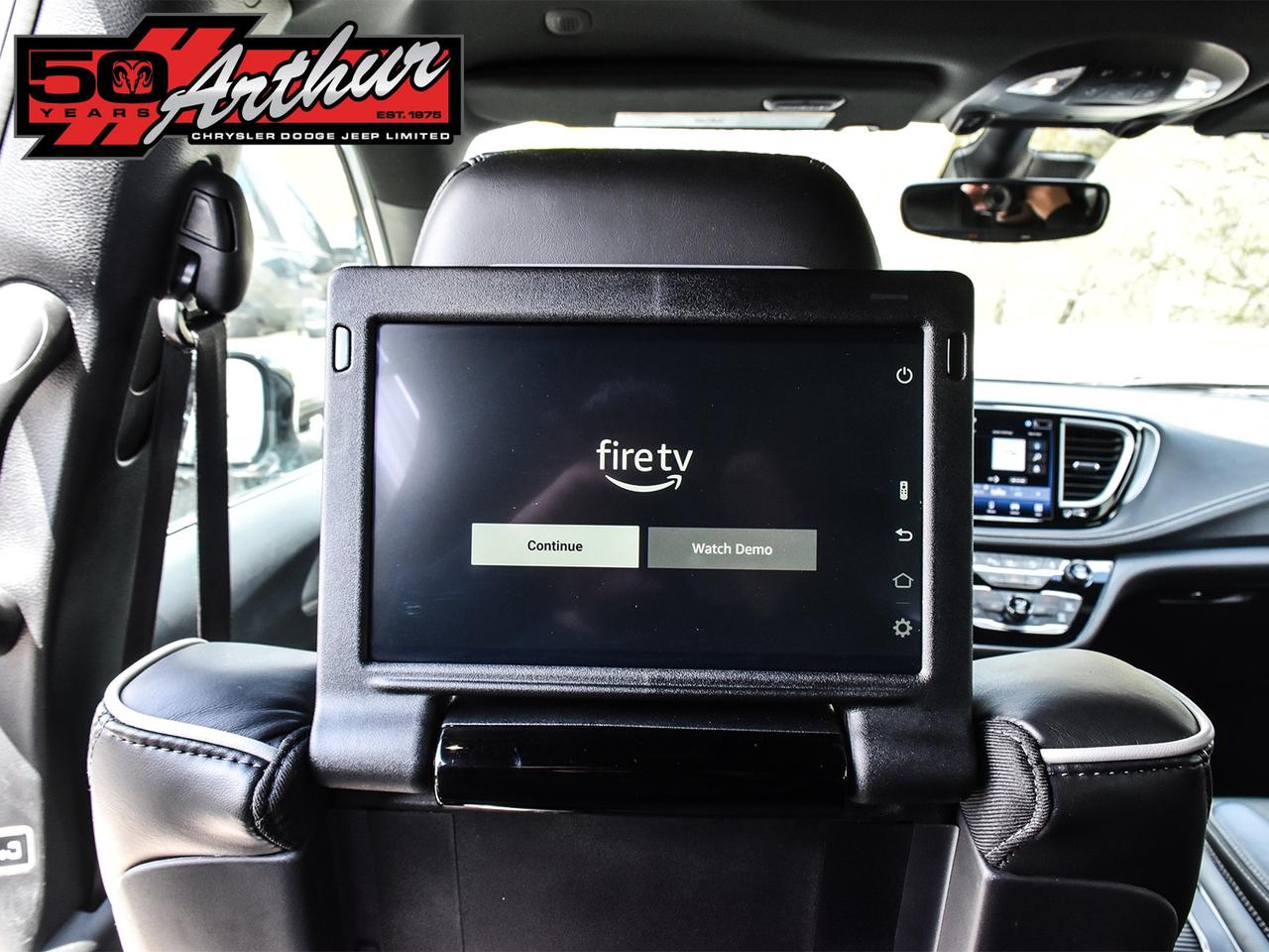 2024 Chrysler Pacifica LIMITED S APPEARANCE WITH DVD Photo