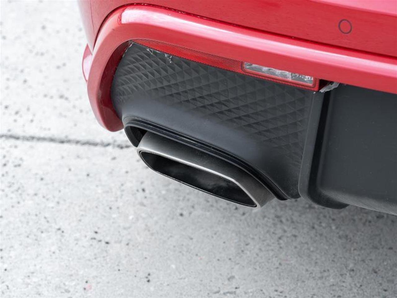 2023 Porsche Macan AWD Existing Warranty Until March 2028 Premium Pkg Photo
