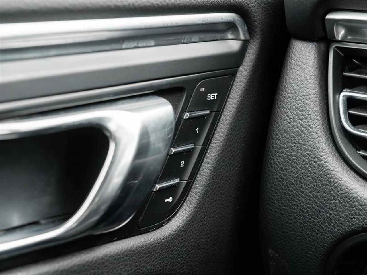 2023 Porsche Macan AWD Existing Warranty Until March 2028 Premium Pkg Photo