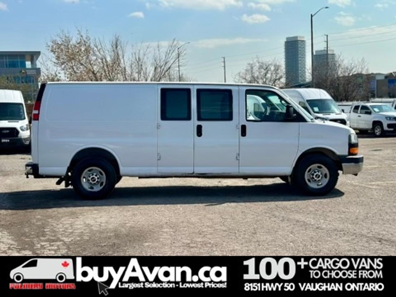 2016 GMC Savana Cargo Van  Photo