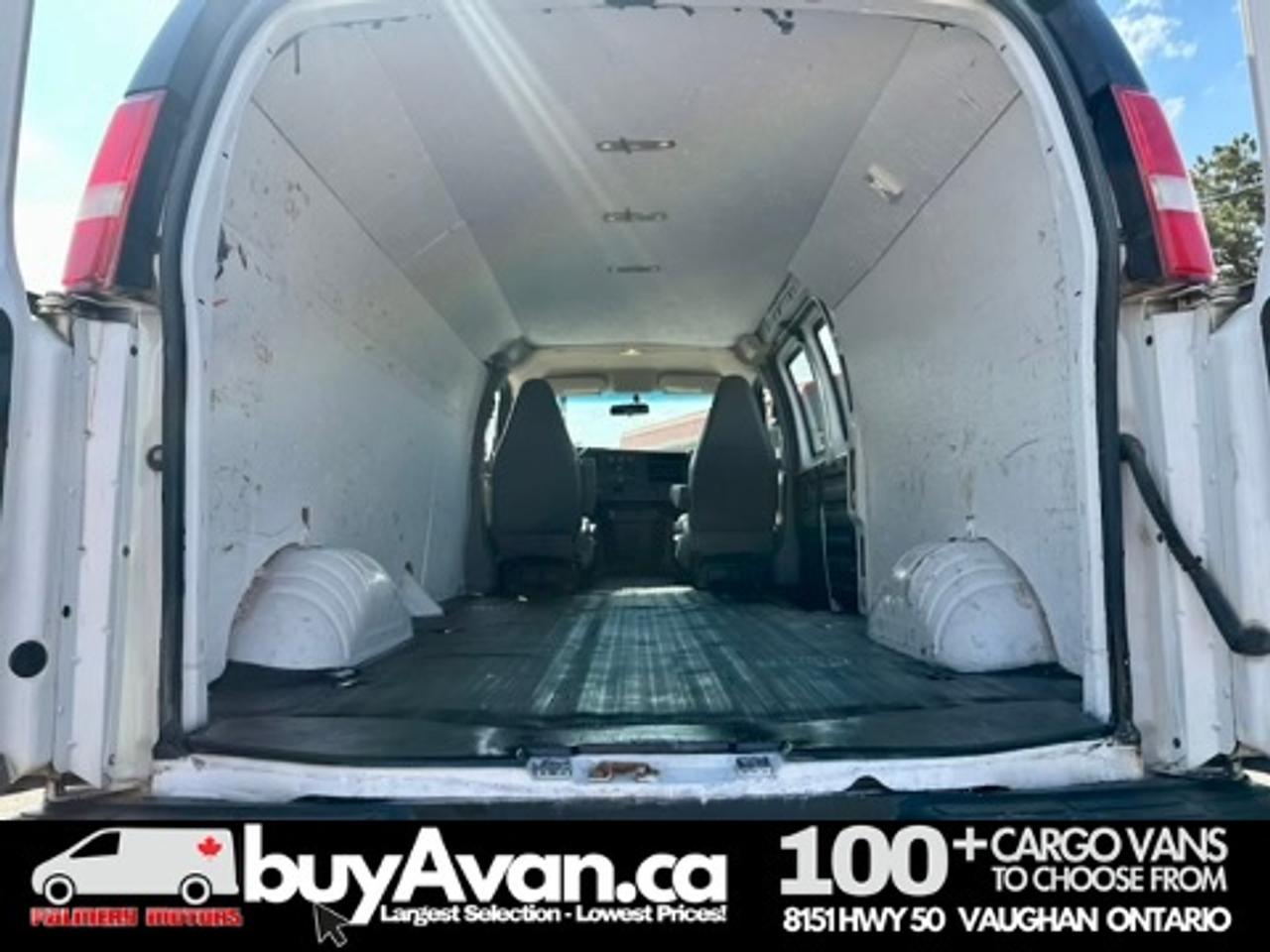 2016 GMC Savana Cargo Van  Photo