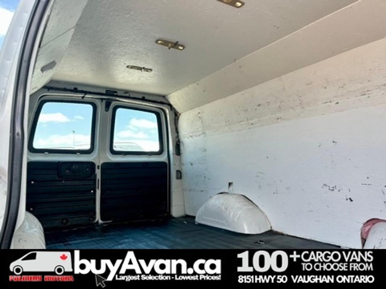 2016 GMC Savana Cargo Van  Photo