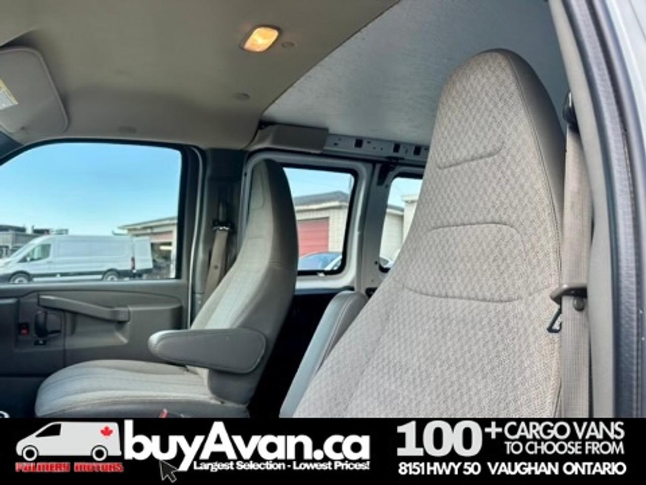 2016 GMC Savana Cargo Van  Photo