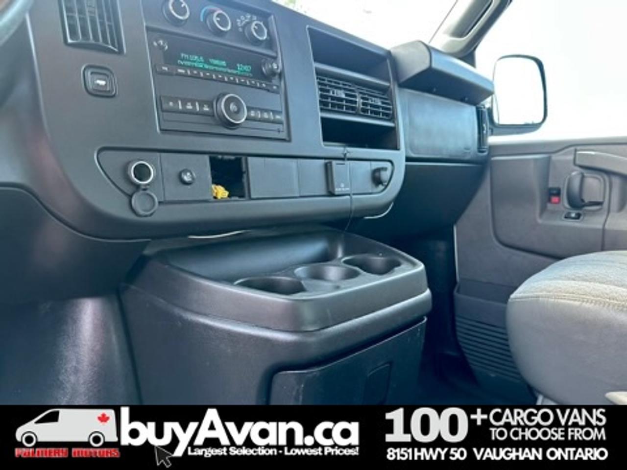 2016 GMC Savana Cargo Van  Photo