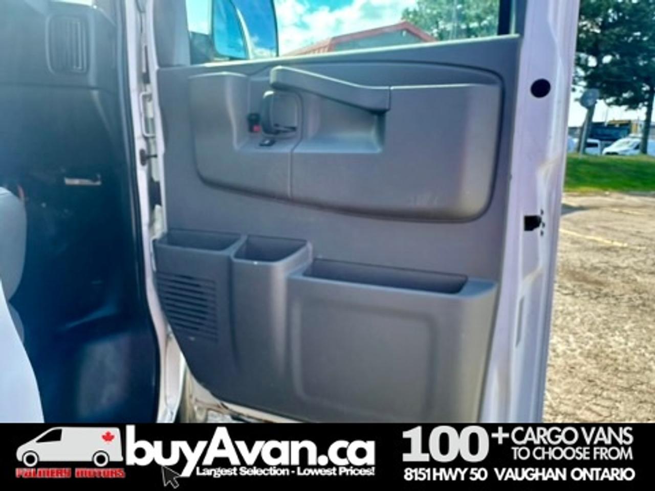 2016 GMC Savana Cargo Van  Photo