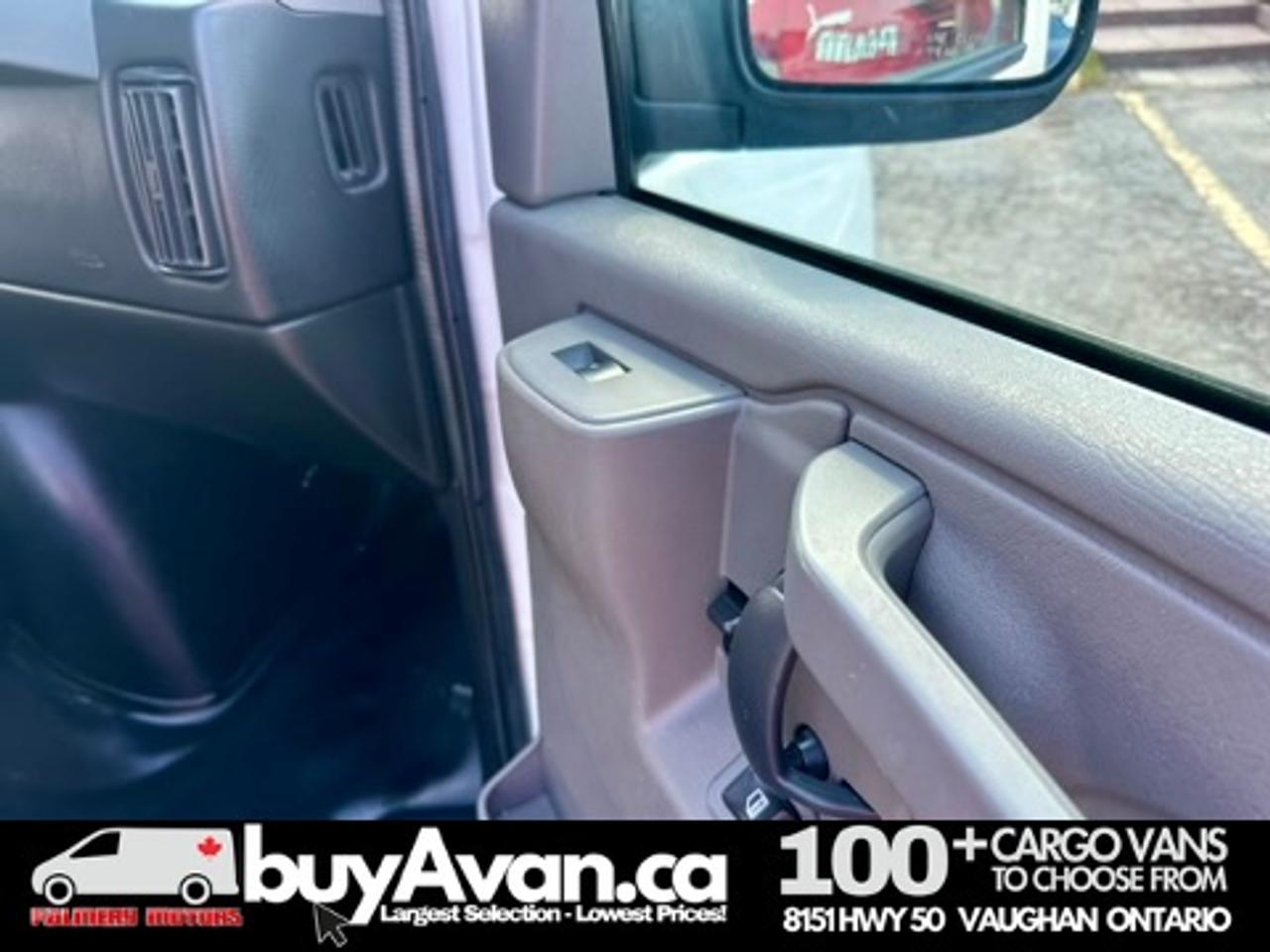 2016 GMC Savana Cargo Van  Photo