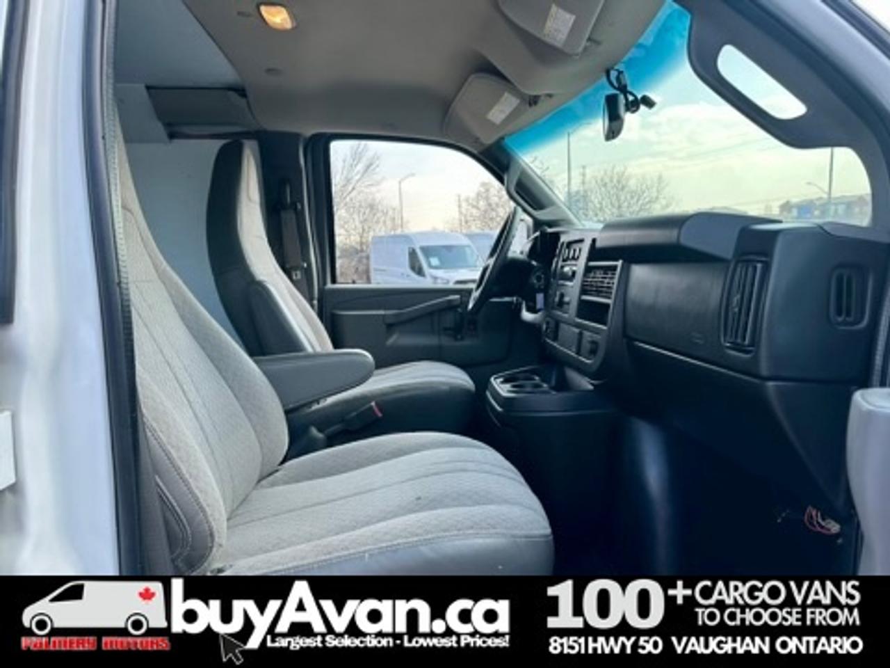 2016 GMC Savana Cargo Van  Photo