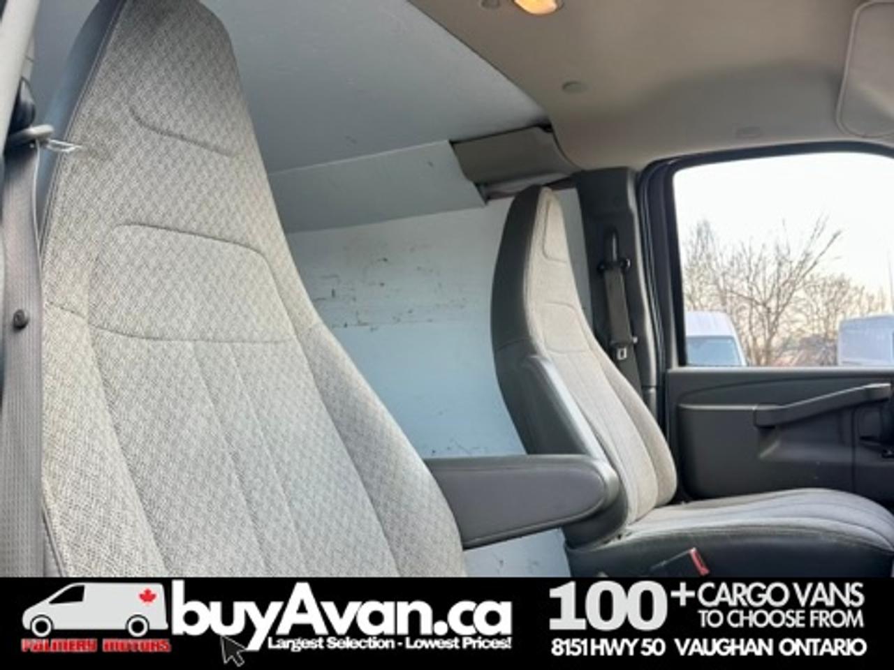 2016 GMC Savana Cargo Van  Photo