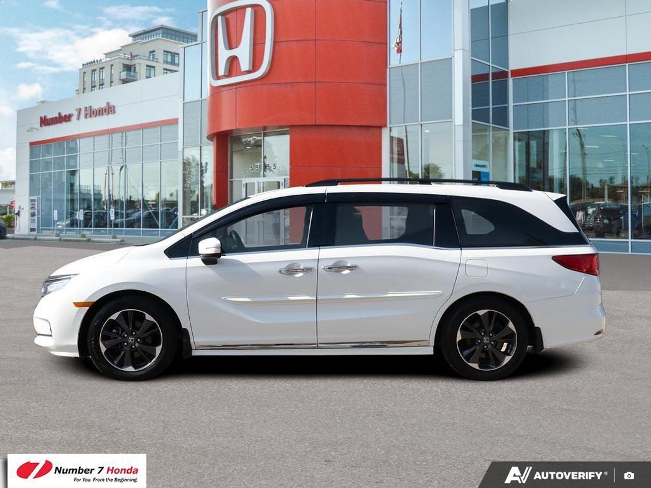2022 Honda Odyssey Touring *NO REPORTED ACCIDENTS*ONE OWNER* Photo