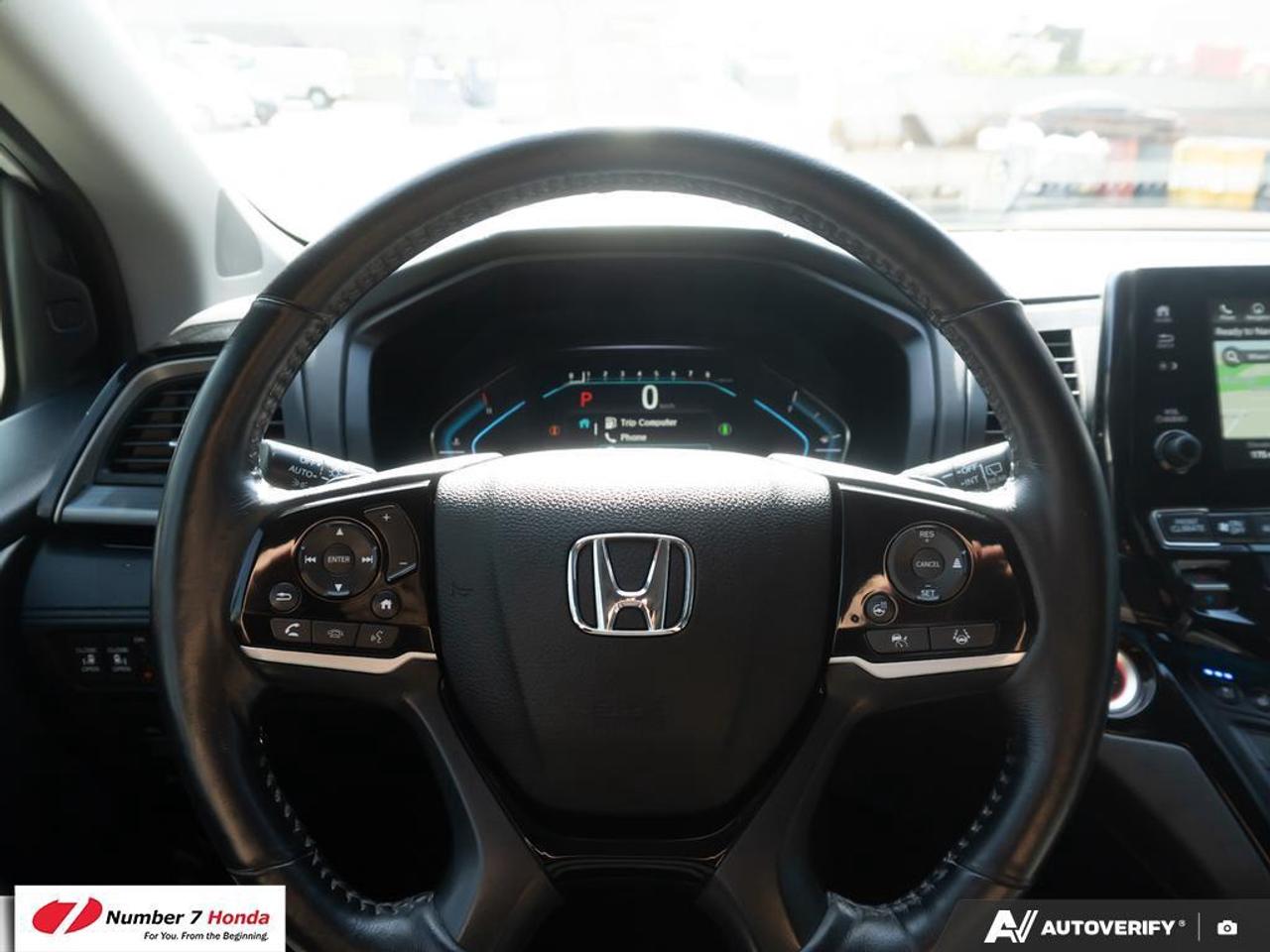 2022 Honda Odyssey Touring *NO REPORTED ACCIDENTS*ONE OWNER* Photo