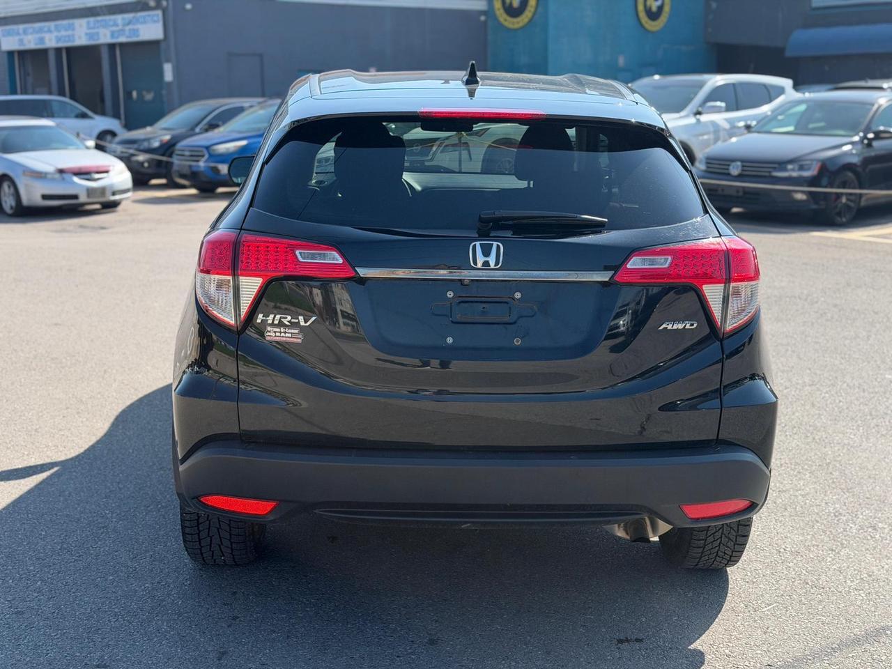 2019 Honda HR-V LX Photo