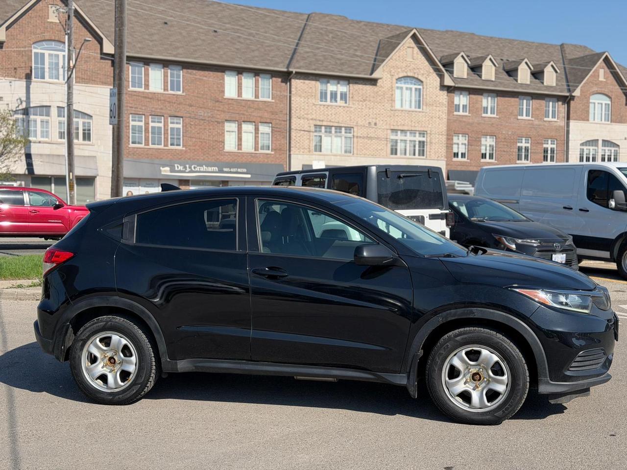 2019 Honda HR-V LX Photo