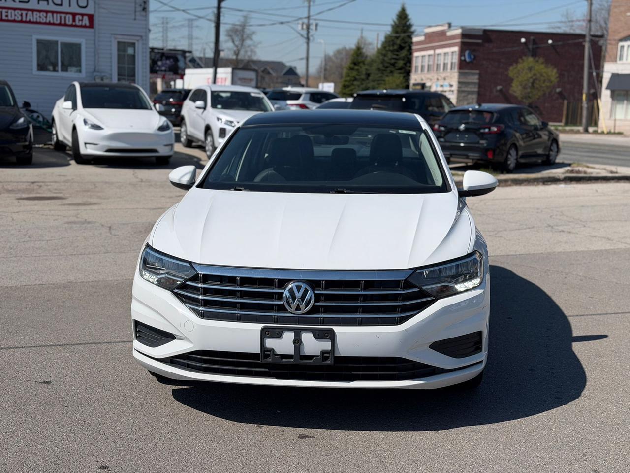 2019 Volkswagen Jetta SEL Photo2