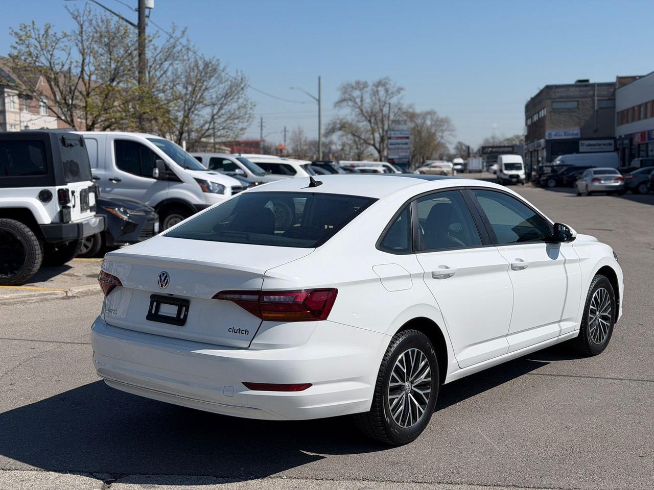 2019 Volkswagen Jetta SEL Photo