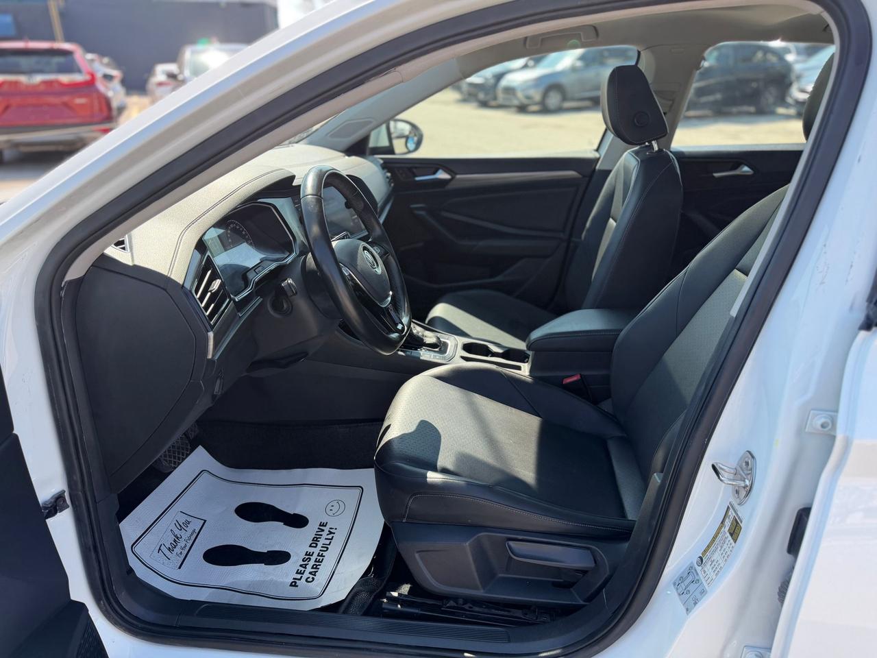 2019 Volkswagen Jetta SEL Photo