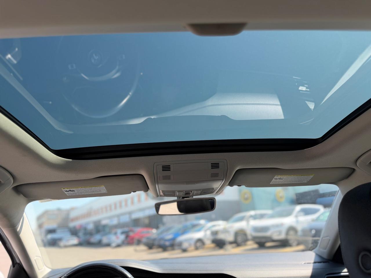 2019 Volkswagen Jetta SEL Photo