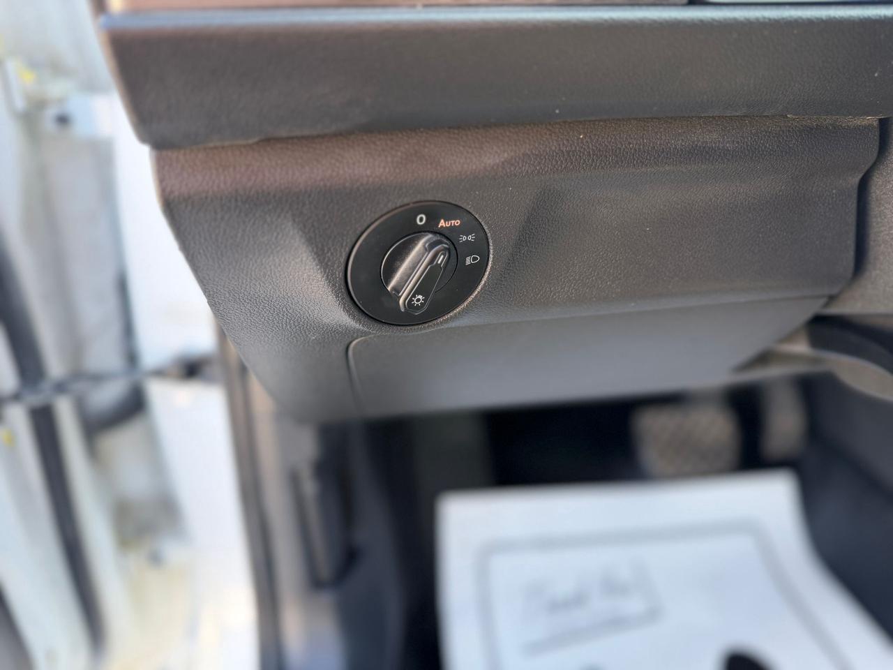 2019 Volkswagen Jetta SEL Photo