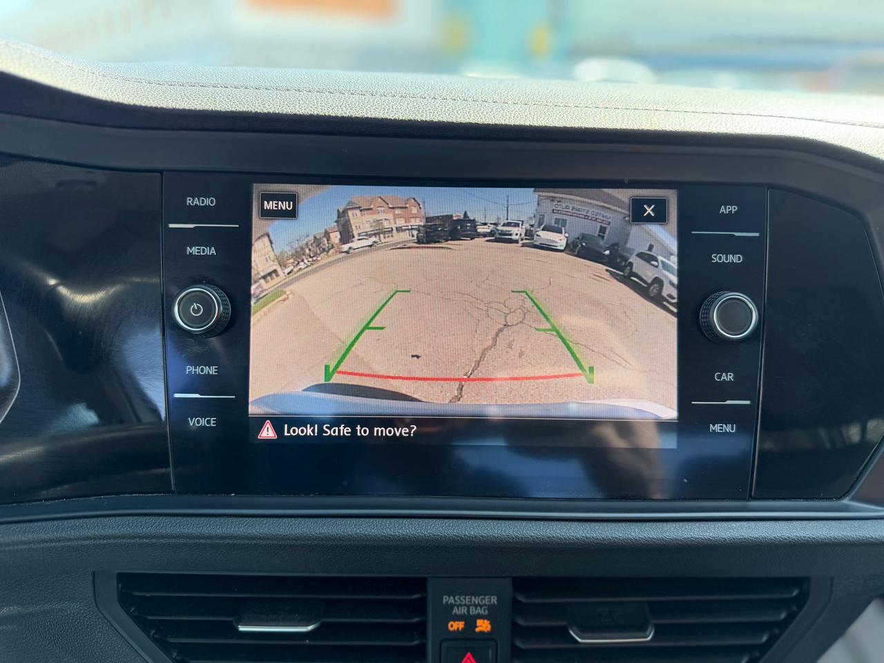 2019 Volkswagen Jetta SEL Photo