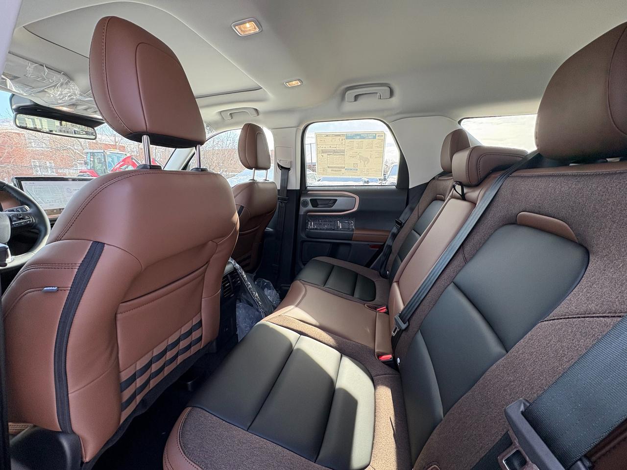 2025 Ford Bronco Sport Outer Banks 4dr 4x4 Photo