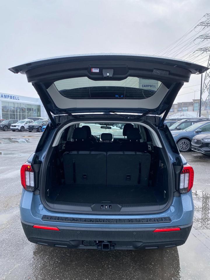2026 Ford Explorer Active 4dr 4x4 Photo