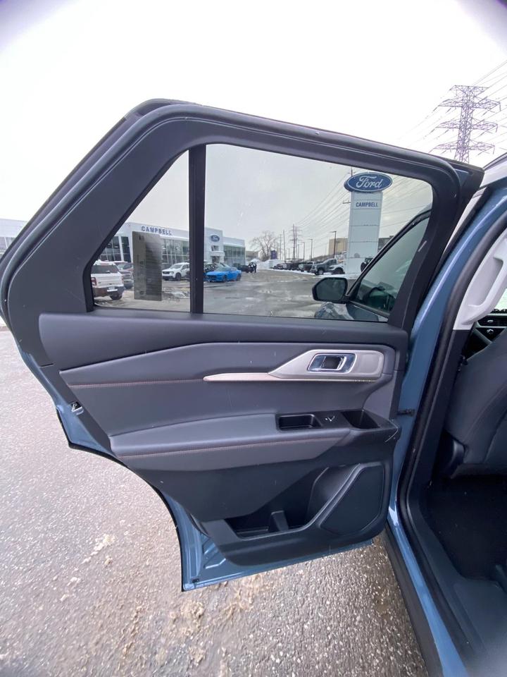 2026 Ford Explorer Active 4dr 4x4 Photo