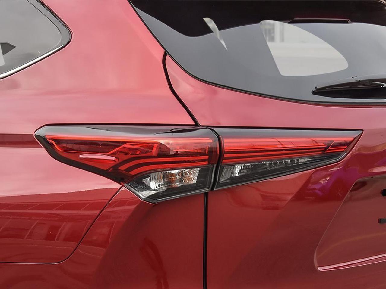 2026 Toyota Highlander Limited 4dr All-Wheel Drive Photo