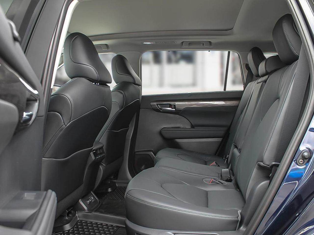 2026 Toyota Highlander Limited 4dr All-Wheel Drive Photo