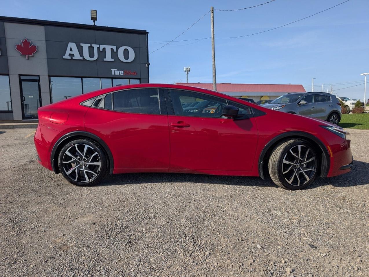 2025 Toyota Prius XSE Photo