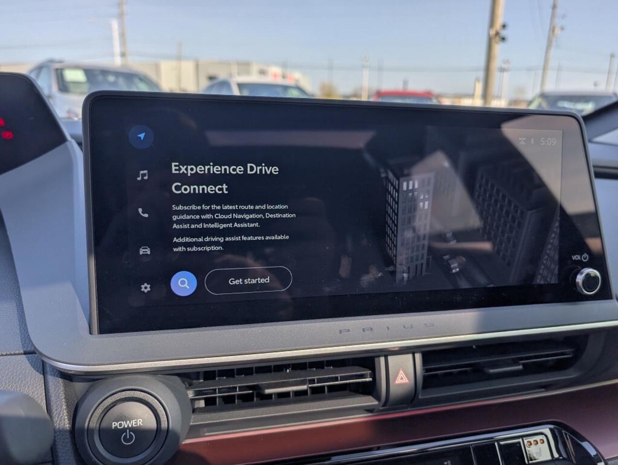 2025 Toyota Prius XSE Photo