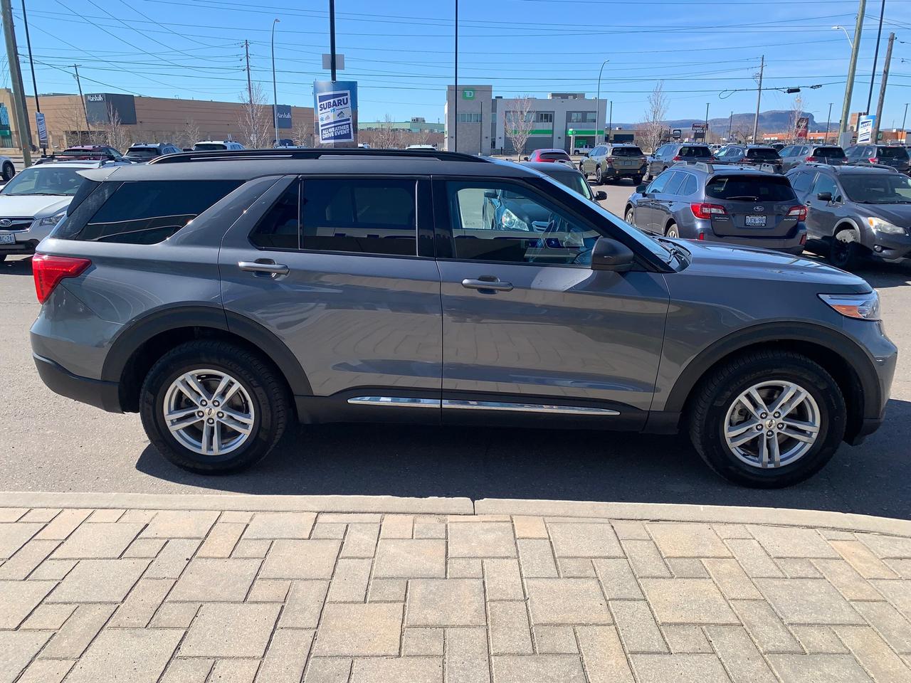 2021 Ford Explorer XLT 4DR 4X4 Photo