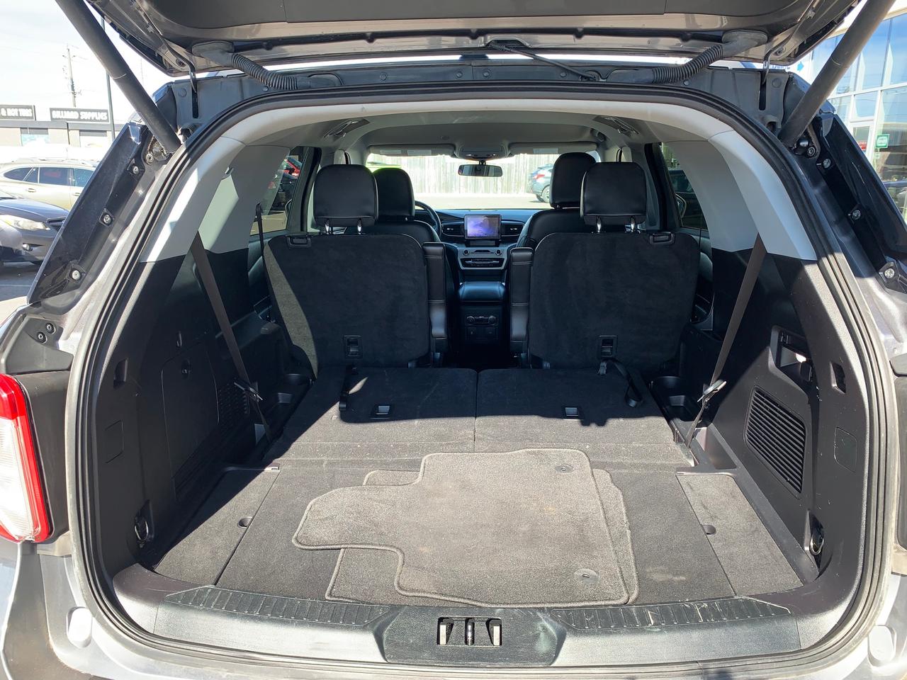 2021 Ford Explorer XLT 4DR 4X4 Photo