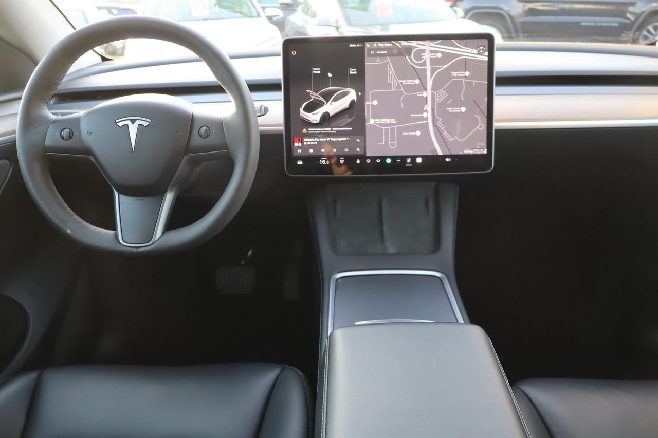 2023 Tesla Model Y Standard Range Plus   No Accident   Clean Carfax Photo