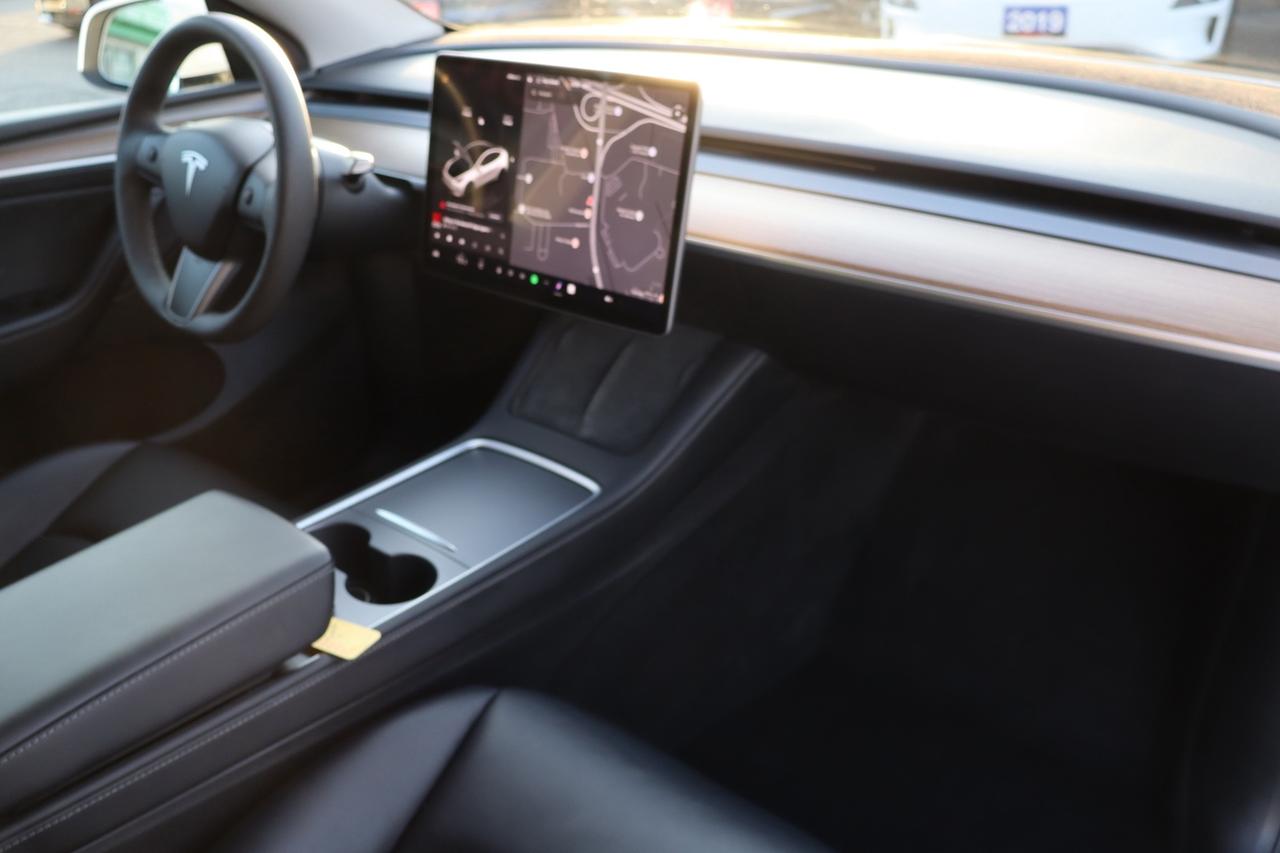 2023 Tesla Model Y Standard Range Plus   No Accident   Clean Carfax Photo