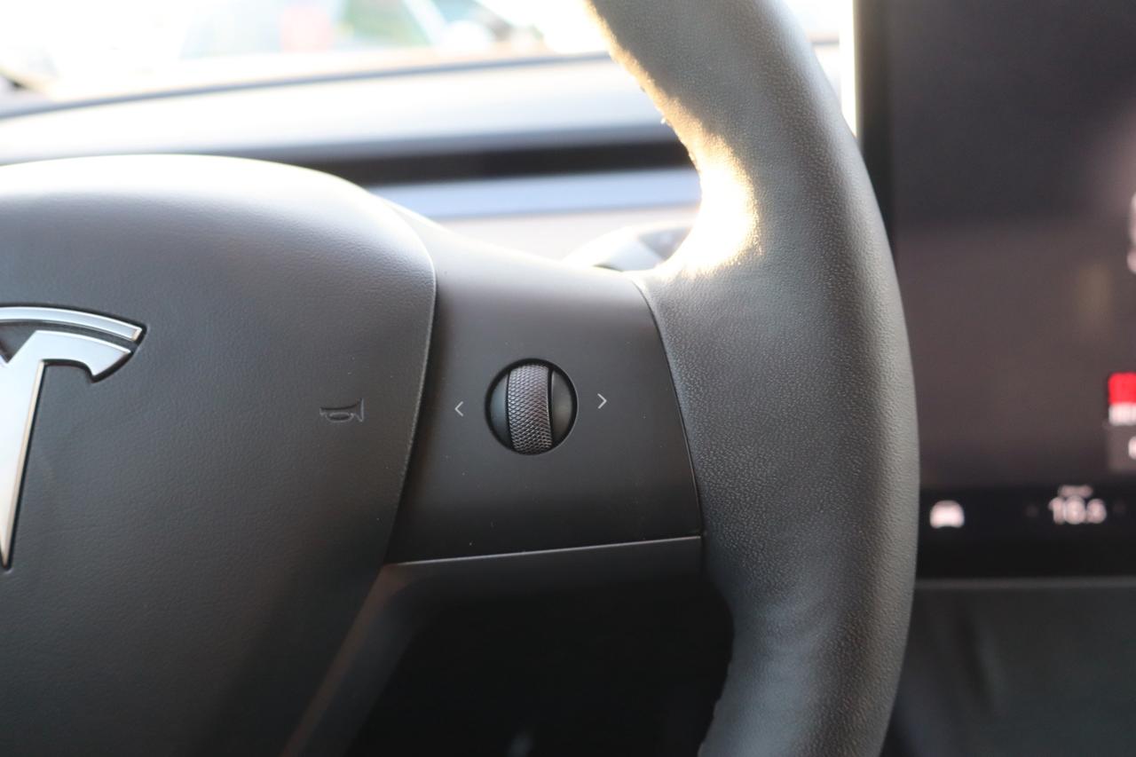 2023 Tesla Model Y Standard Range Plus   No Accident   Clean Carfax Photo