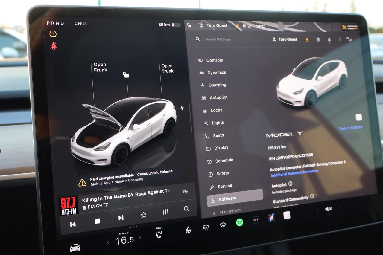 2023 Tesla Model Y Standard Range Plus   No Accident   Clean Carfax Photo