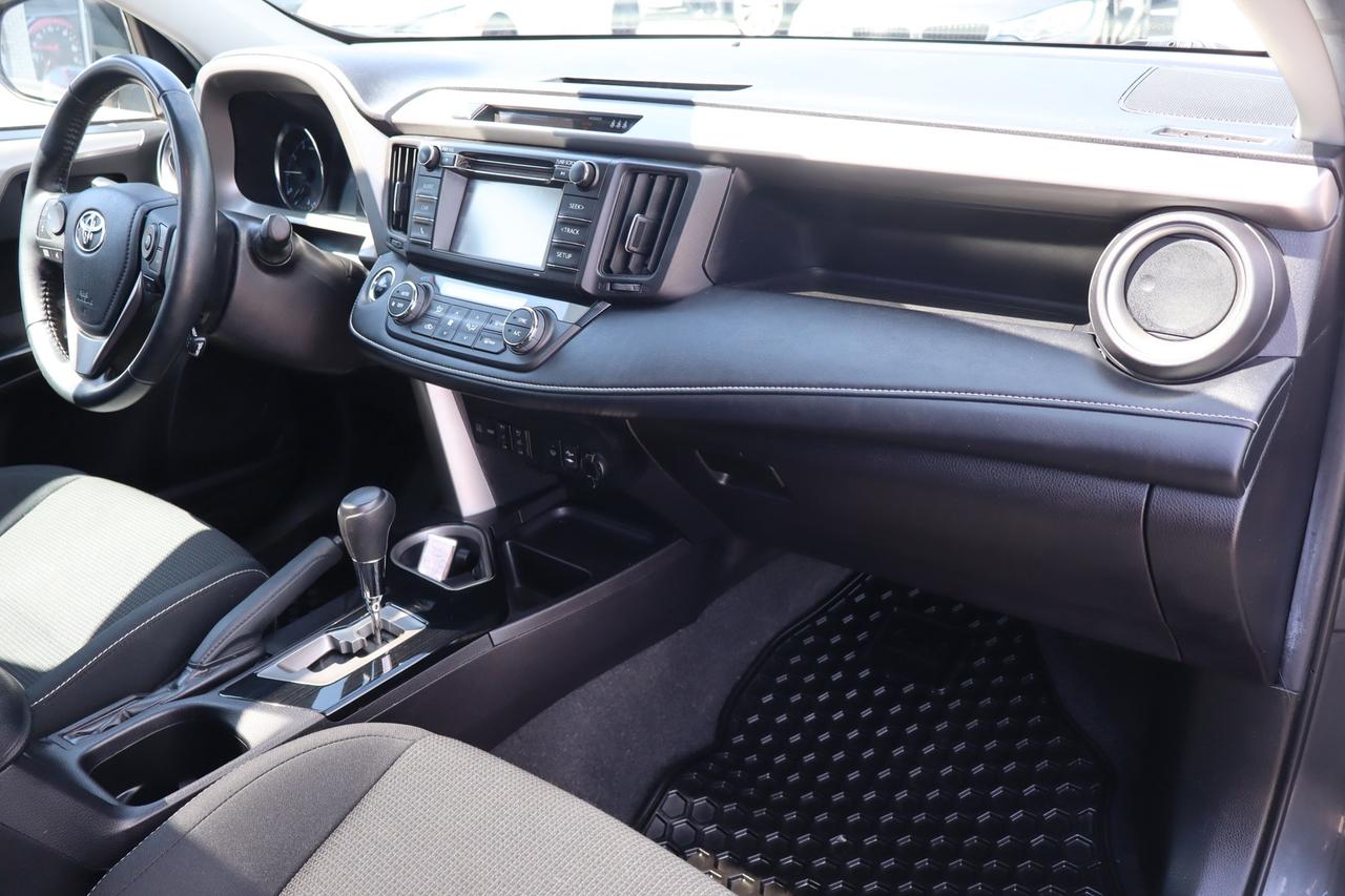 2018 Toyota RAV4 XLE AWD   No Accident   Clean Carfax   Safety Inlc Photo