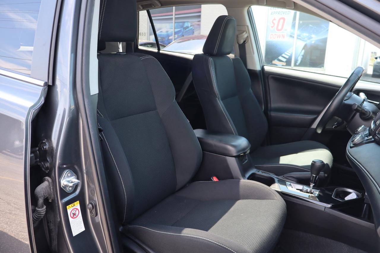 2018 Toyota RAV4 XLE AWD   No Accident   Clean Carfax   Safety Inlc Photo