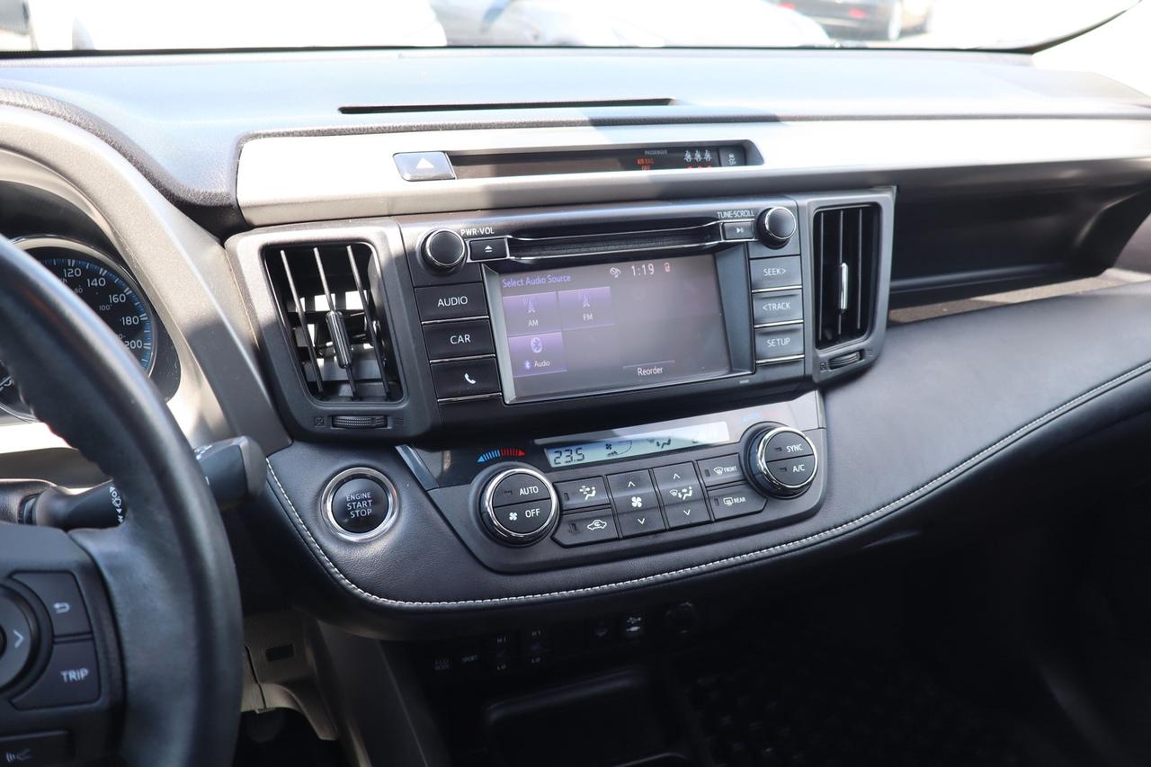 2018 Toyota RAV4 XLE AWD   No Accident   Clean Carfax   Safety Inlc Photo