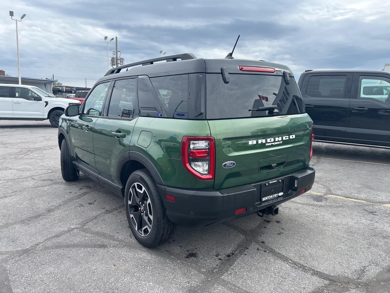 2023 Ford Bronco Sport 1.5L 4X4 SUNROOF BLACK ROOF ADAPTIVE CRUISE TECH P Photo