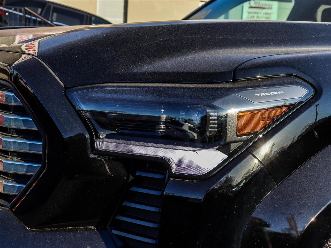 2025 Toyota Tacoma HYBRID SB DOUBLE CAB LIMITED Photo