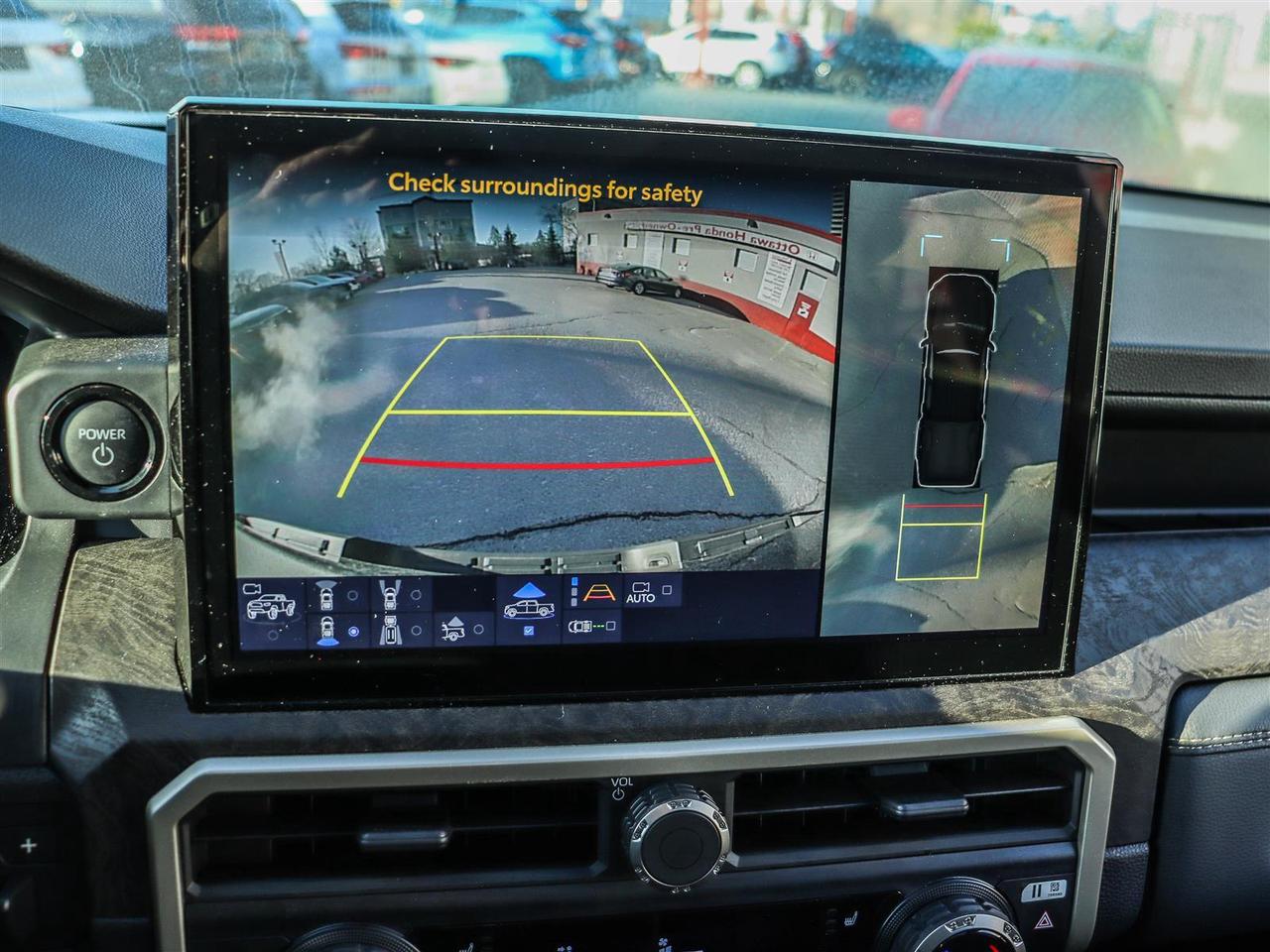 2025 Toyota Tacoma HYBRID SB DOUBLE CAB LIMITED Photo