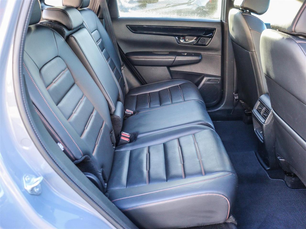 2023 Honda CR-V Hybrid Touring LEATHER NAVI SUNROOF Photo