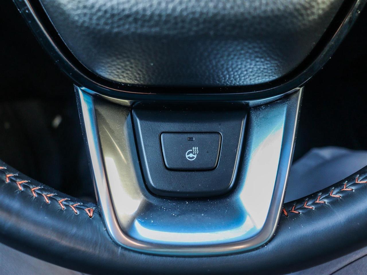 2023 Honda CR-V Hybrid Touring LEATHER NAVI SUNROOF Photo