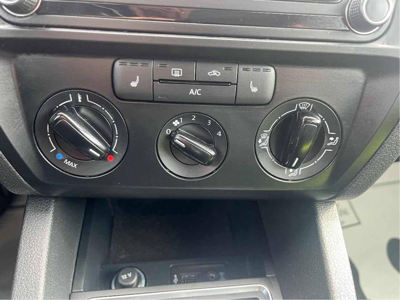 2017 Volkswagen Jetta certified Photo