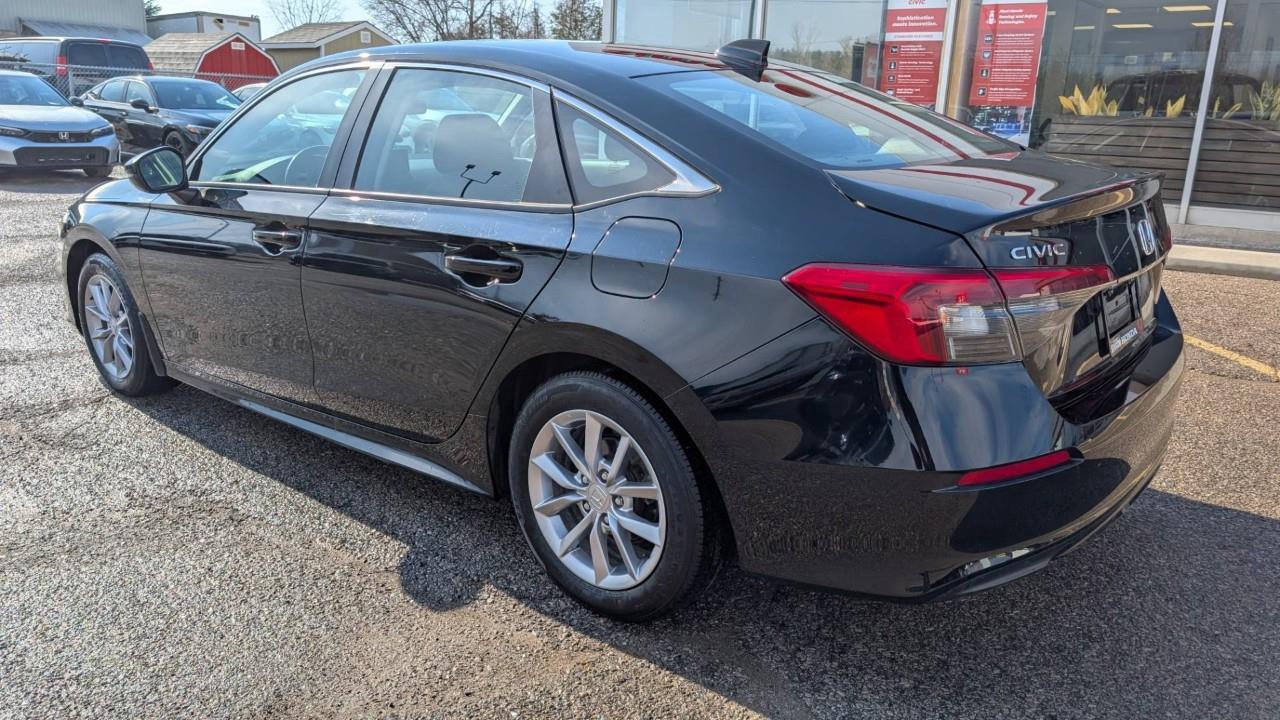 2022 Honda Civic EX 4dr Sedan Photo