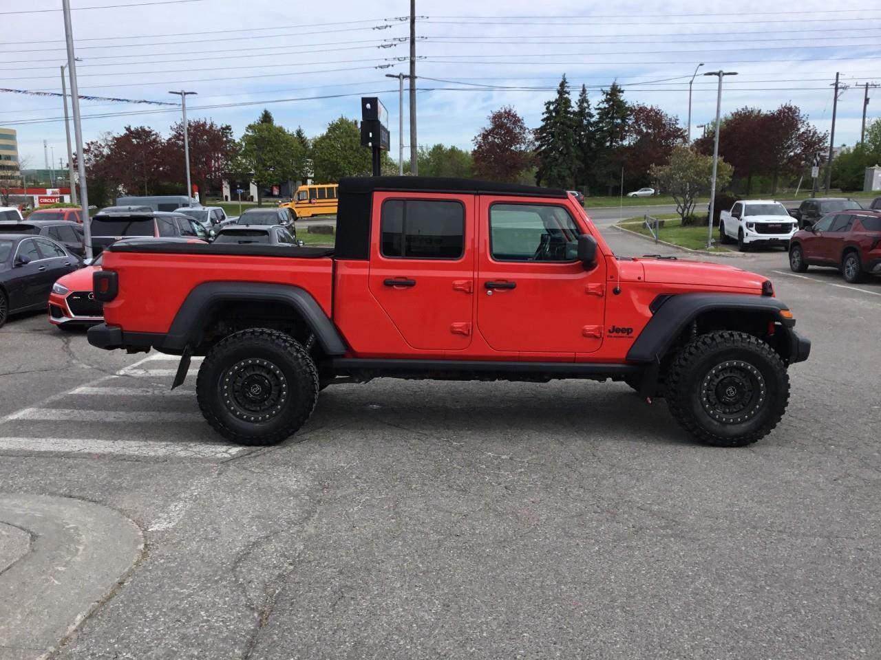 2020 Jeep Gladiator Sport S Photo