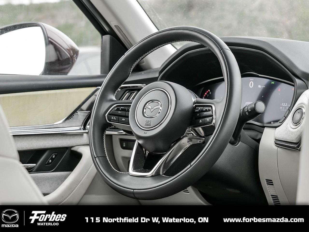 2024 Mazda CX-90 MHEV Signature 4dr i-ACTIV All-Wheel Drive Sport Utility Photo