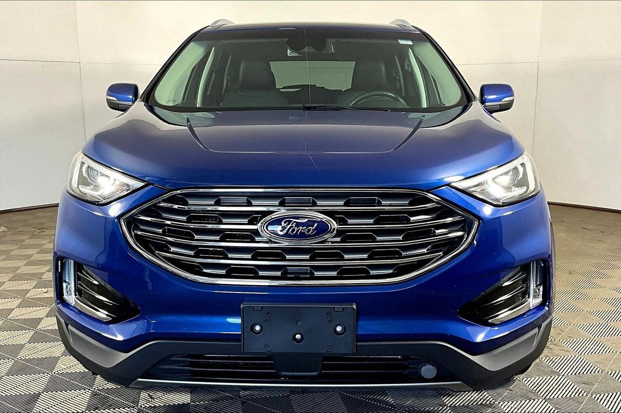 2020 Ford Edge SEL FWD Photo
