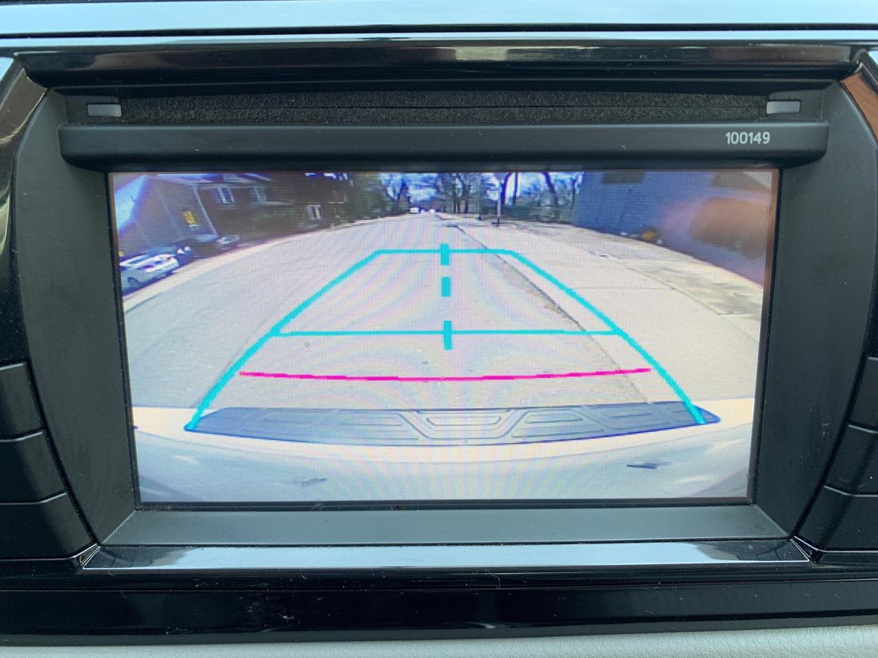 2014 Toyota Corolla 4dr Sdn CVT LE Photo