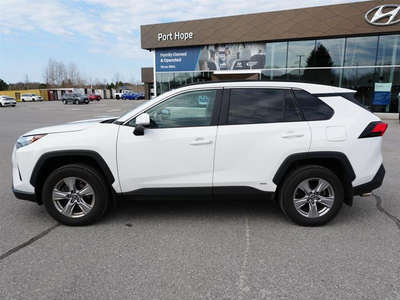 2022 Toyota RAV4 Hybrid  Photo2